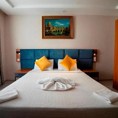 Sirena & Hotel de apartamente 4*